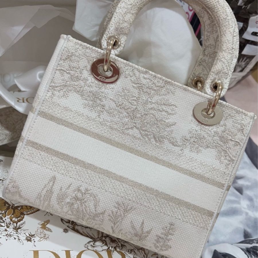 Diro 白金（黛妃款）聖誕季節限定款-1
