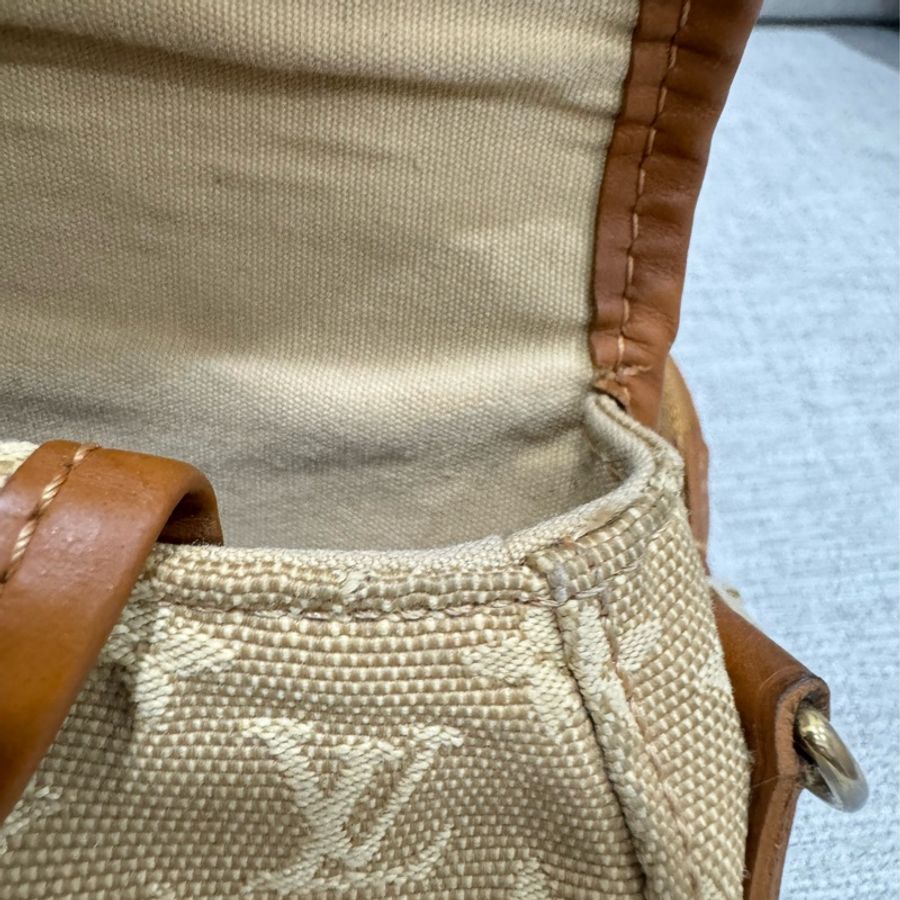 Lv 經典Hobo 腋下包-11