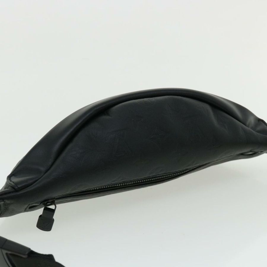 【日本直送】路易威登 Monogram Shadow Discovery 腰包 PM 斜背包 M46036 正品 35611SA-5