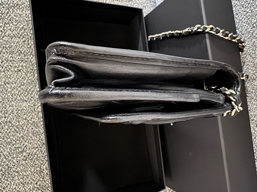 Chanel 黑色康朋小羊皮銀鍊WOC包-9