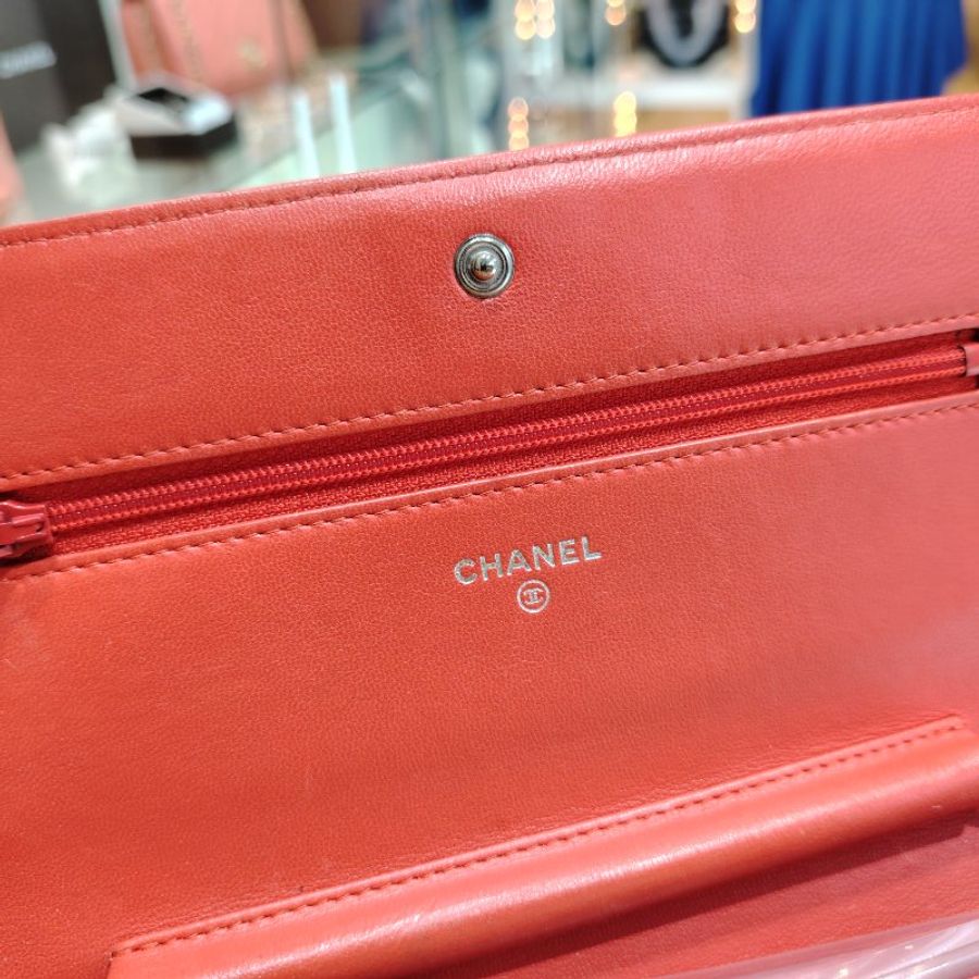 Chanel LeBoy Wallet On Chain (RED)-9