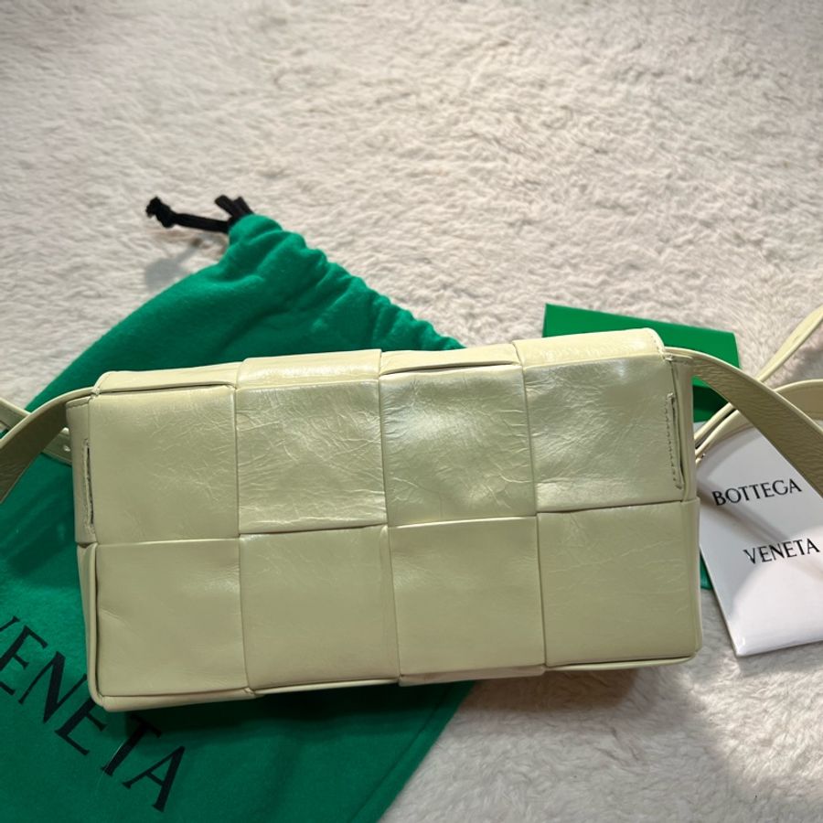 [Bottega Veneta]BV 8格 油蠟皮 檸檬黃 腰包胸包斜背包-6