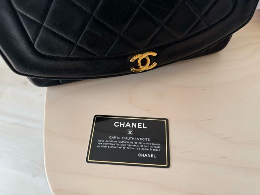 Chanel 黑色黛妃包 中古黑金老香 Chanel Vintage Diana Flap-15
