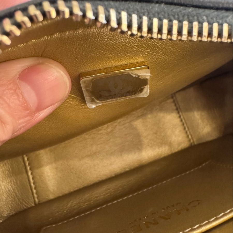Chanel 黑色菱格核桃調節相機鏈包-8