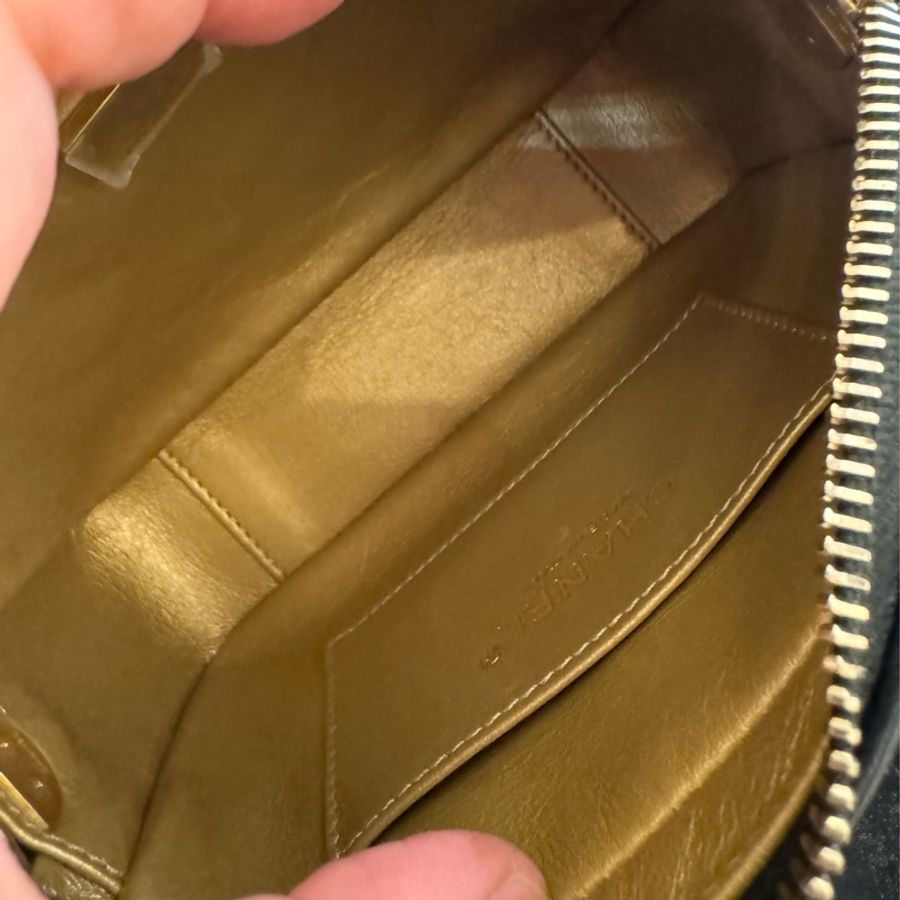 Chanel 黑色菱格核桃調節相機鏈包-18