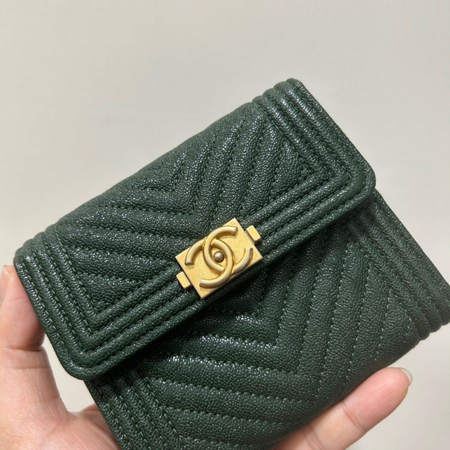 CHANEL BOY短夾 26開-8