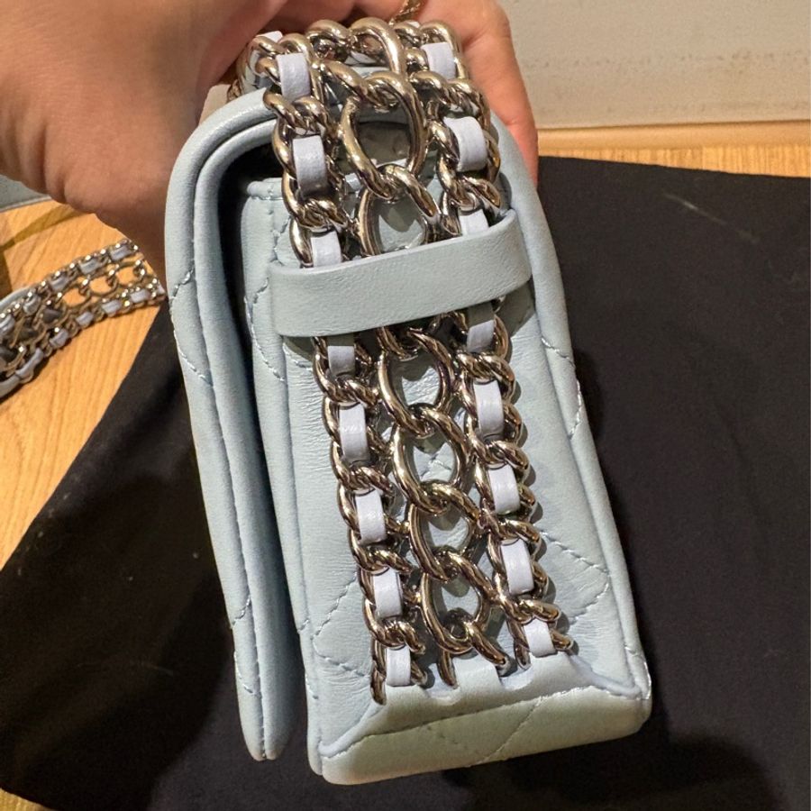 (降價)香奈兒Chanel 瀑布鍊銀扣方胖17cm 斜背包 天空藍-15