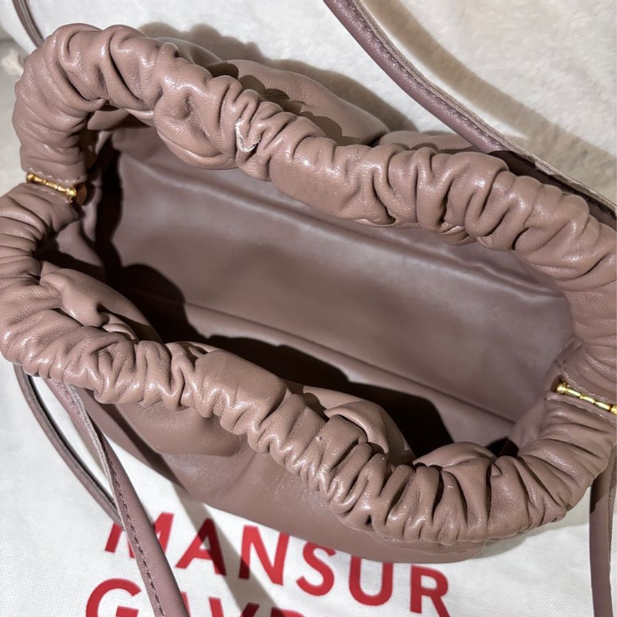 Mansur Gavriel 極簡輕奢 雲朵包 義大利小羊皮 肩背斜背手拿-14