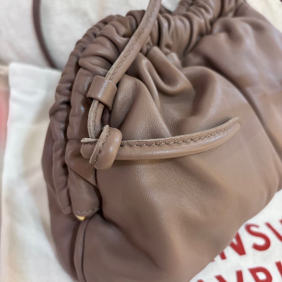 Mansur Gavriel 極簡輕奢 雲朵包 義大利小羊皮 肩背斜背手拿-16