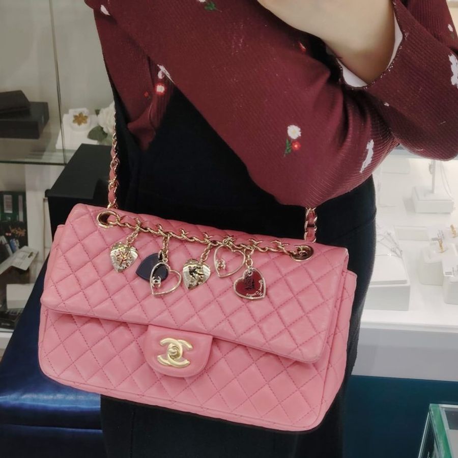 Chanel情人節特別版Classic Flap Bag-1