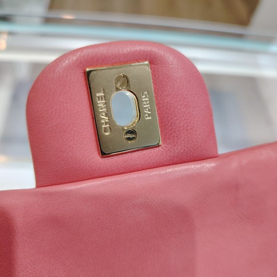 Chanel情人節特別版Classic Flap Bag-10