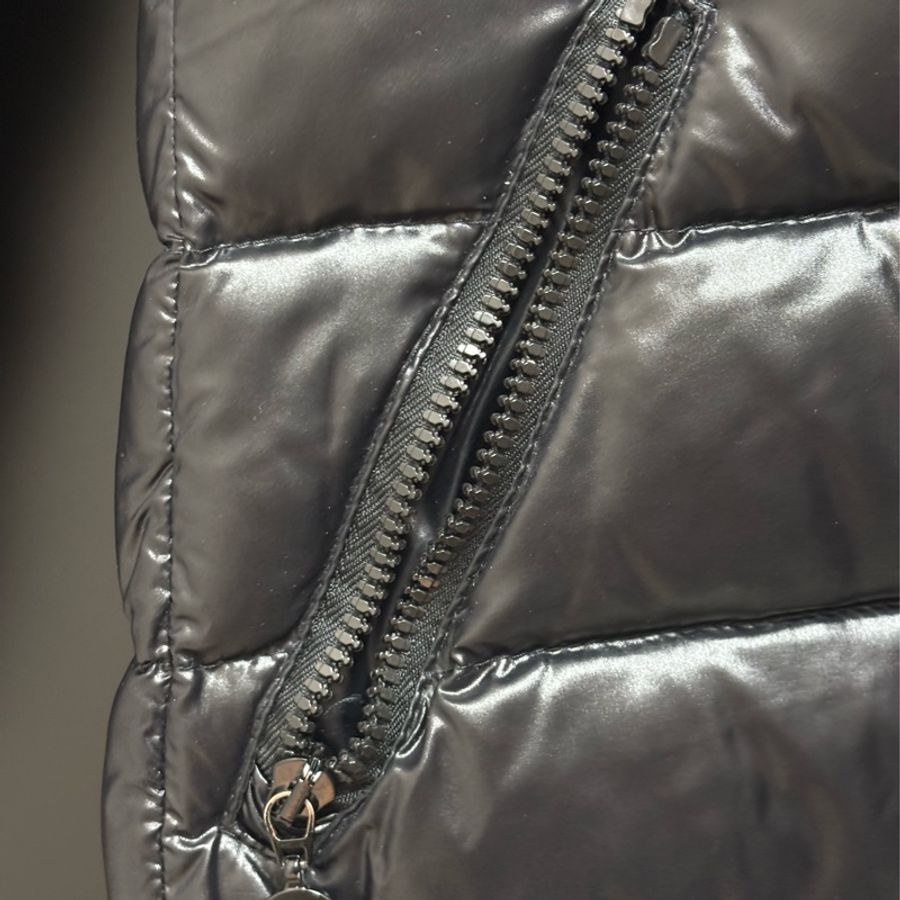 Moncler 黑色長版羽絨外套 ⚠️00號-25