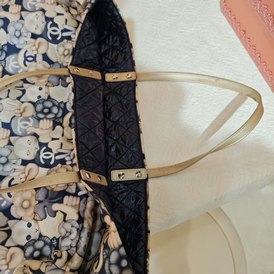 Chanel 雙C Logo 貓貓tote bag SA級羽絨款手提袋-7