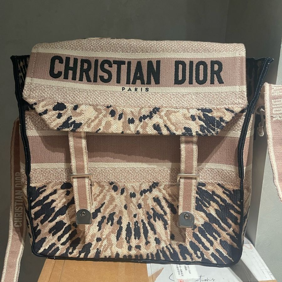 Dior 粉色刺繡郵差包-0
