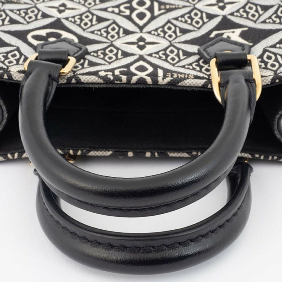 Louis Vuitton SINCE1854 Petite Sac Plat 肩背包 黑色|白色 M80484 女款 LOUIS VUITTON-4