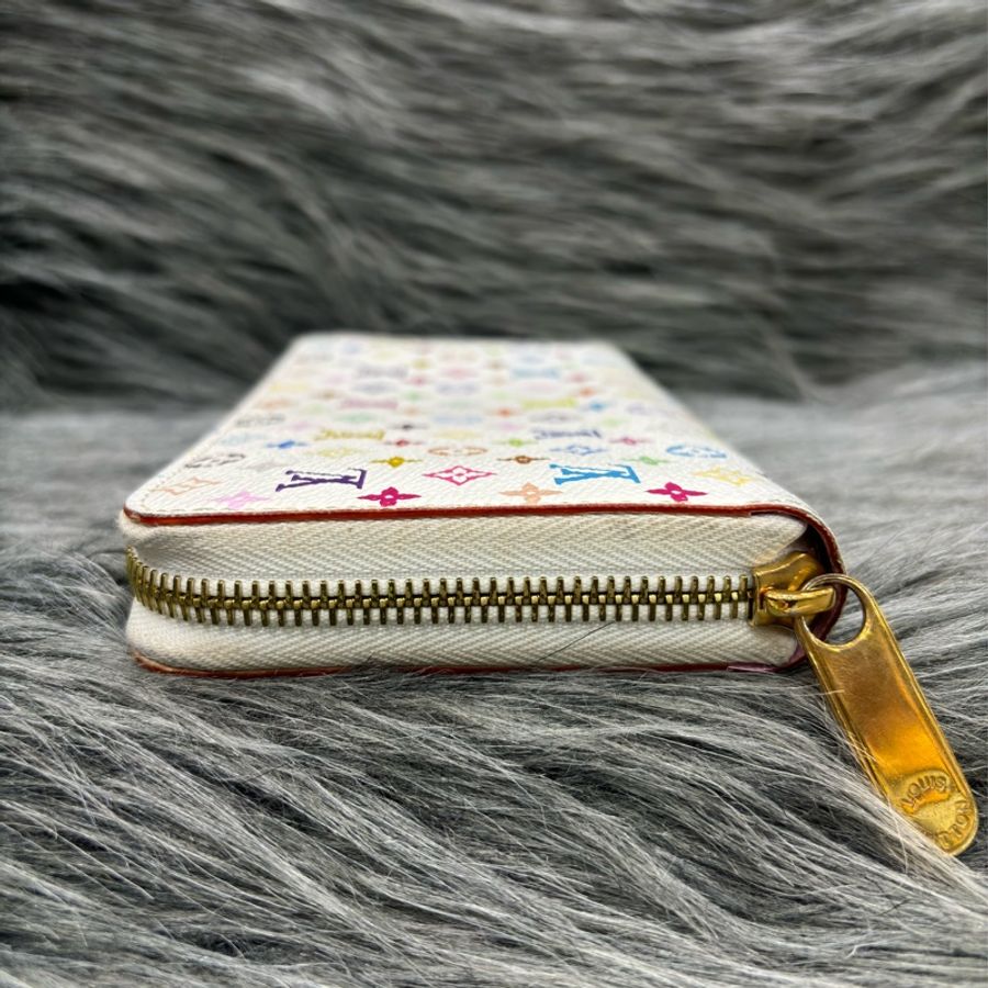 LV M60241 白彩 原花 老花 字紋 信用卡 零錢 拉鍊 發財 包 長夾 夾 皮夾-1