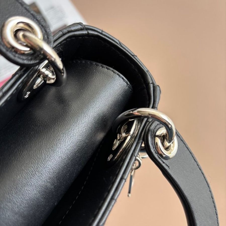 ::Christain Dior:: Lady Dior Mini 手提鍊包 黑色 Cannage 籐格紋羊皮-26
