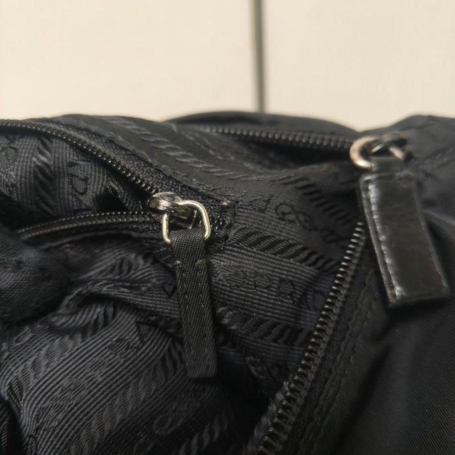 💝女神節💝寵愛一週甜價至3/15‼️㊣✨PRADA✨普拉達 黑色 輕量 帆布 皮革 雙釦 掀蓋式 郵差包 肩背包 斜背包 /二手包/二手精品🌳二手樹屋🌳-29