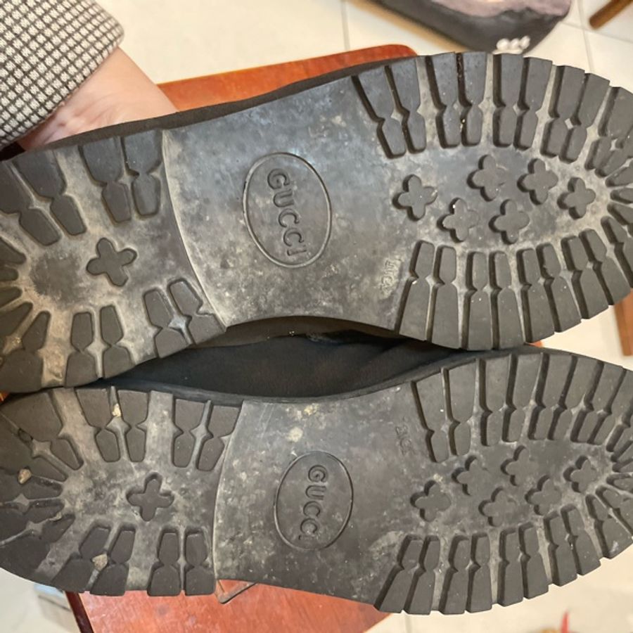 Gucci 麂皮咖啡色馬丁扣鞋35.5-14