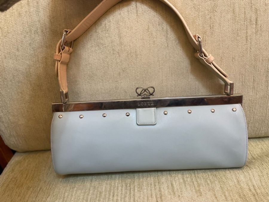 Loewe藍色皮革法棍包-0