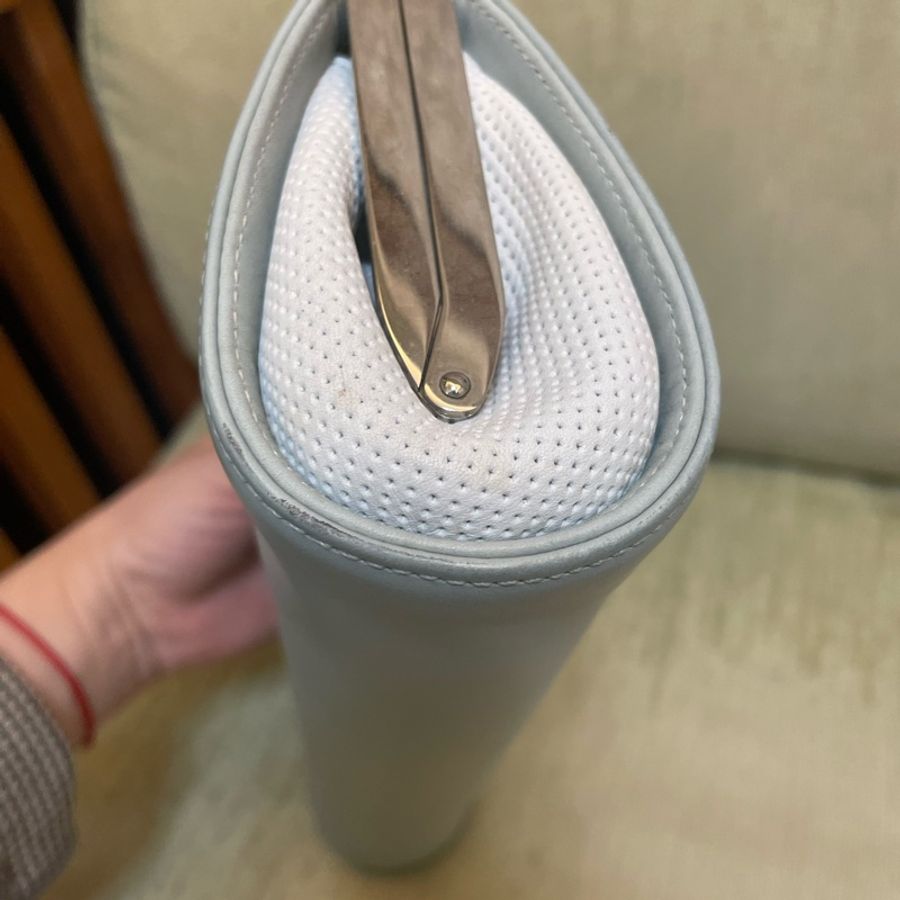 Loewe藍色皮革法棍包-7