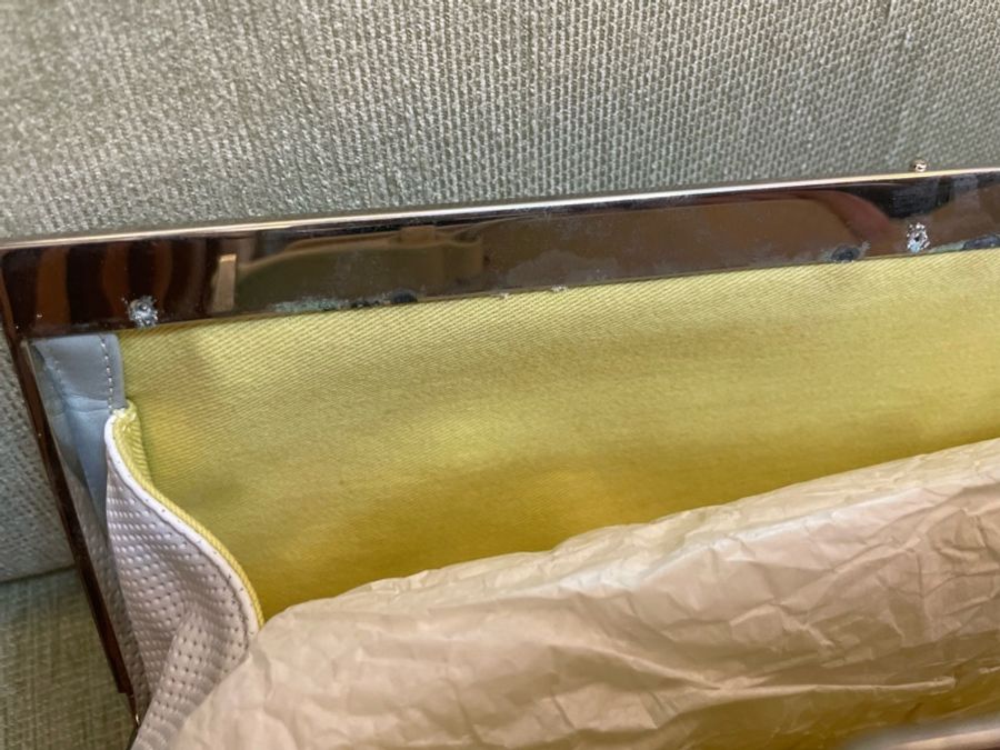 Loewe藍色皮革法棍包-16