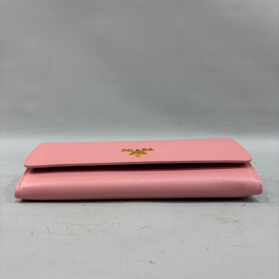 Prada 1MH132櫻花粉防刮牛皮拼色內裏金釦拉鍊長夾-3
