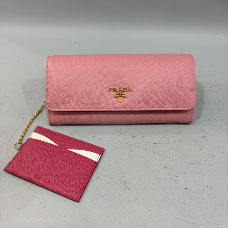 Prada 1MH132櫻花粉防刮牛皮拼色內裏金釦拉鍊長夾-8