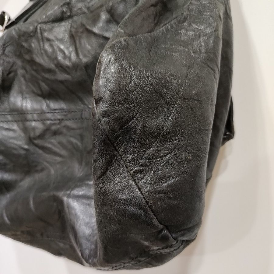 Givenchy pandora 潘朵拉黑色水洗羊皮 大容量 肩背包斜背包手提包 男包女包 多用途 出清-25