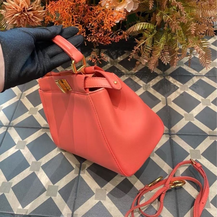 (全場最低價） Fendi mini peekaboo 西柚粉-2