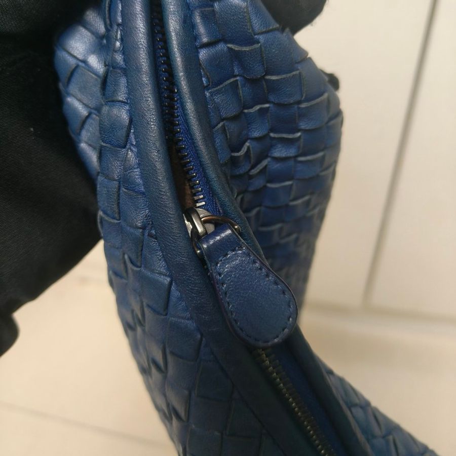 ‼️年中慶降價‼️創新低價只到6/21🎁(原35800)㊣✨Bottega Veneta ✨寶緹嘉 BV Hop Bag 羊皮 藍色 編織 手提包 肩背包 腋下包 月牙包 /二手包/二手精品/保證正品🌳二手樹屋🌳-22