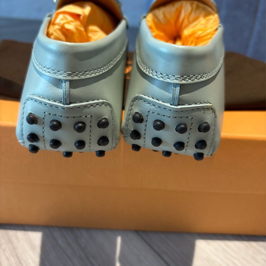 【Tod’s】全新。義大利奢華鞋履品牌。經典豆豆鞋-6