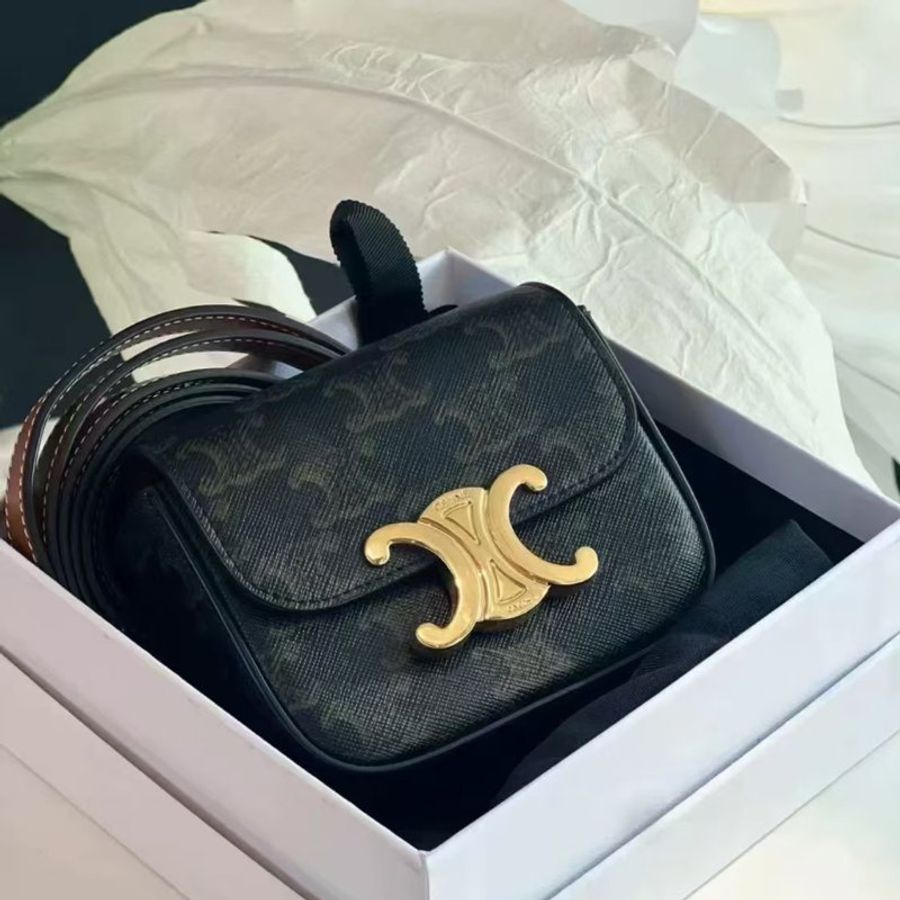 Celine mini老花凱旋門斜背包 全新-4