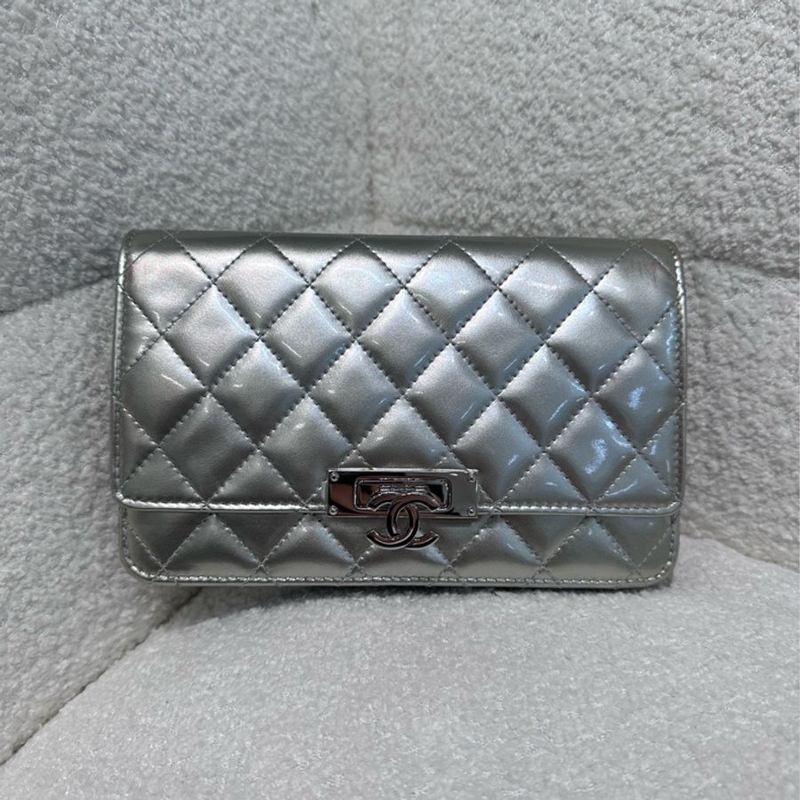 CHANEL 銀色鏈條woc-0