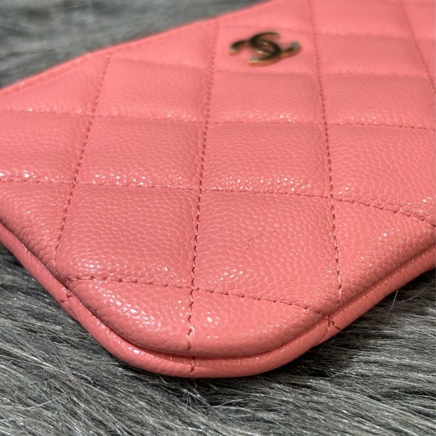 CHANEL A82365 O CASE 櫻花粉紅色荔枝皮 金釦 一字拉鍊 零錢包 信用卡包 錢包 名片包-5