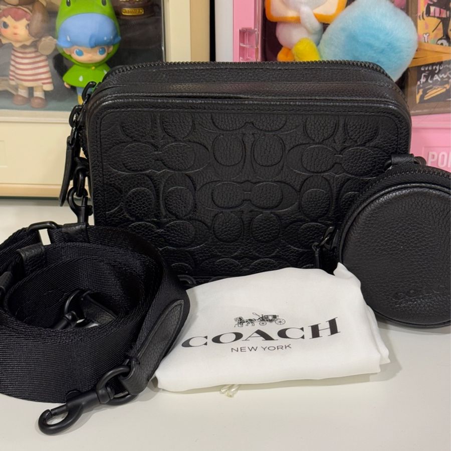Coach黑方盒斜背包-0