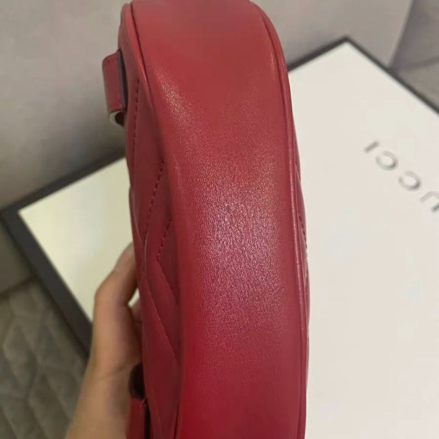 Gucci marmont 紅色 腰包，配件有防塵袋，腰帶長度90cm 尺寸18×15×5-6