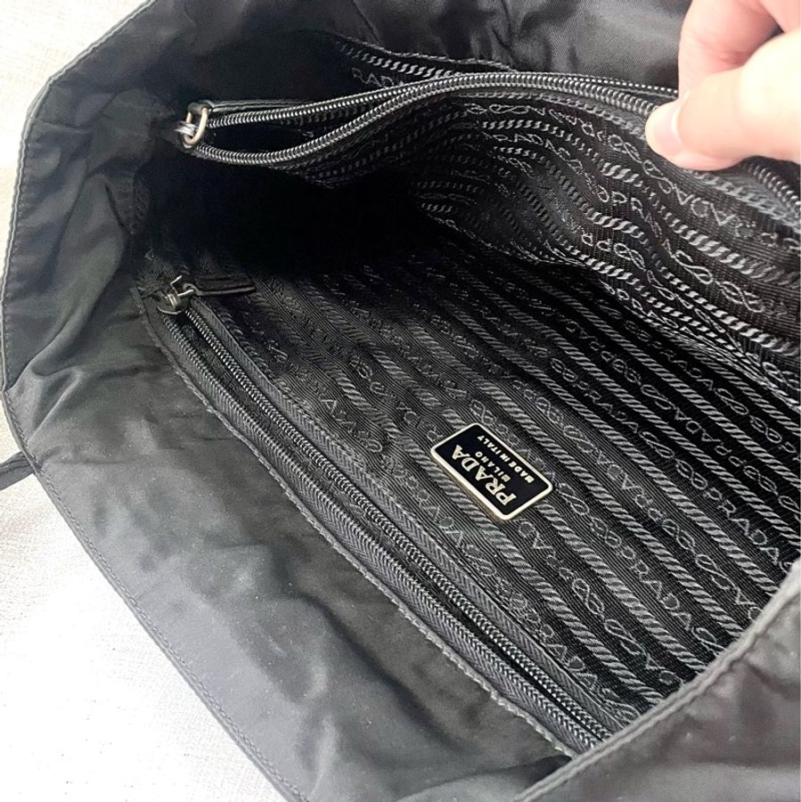 ✨Prada 黑色尼龍單肩包 托特包 Nylon Tote bag 35-34