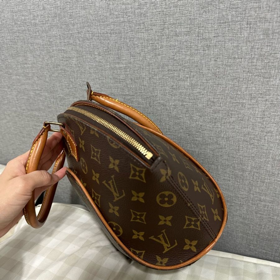 LV 經典老花貝殼包-6