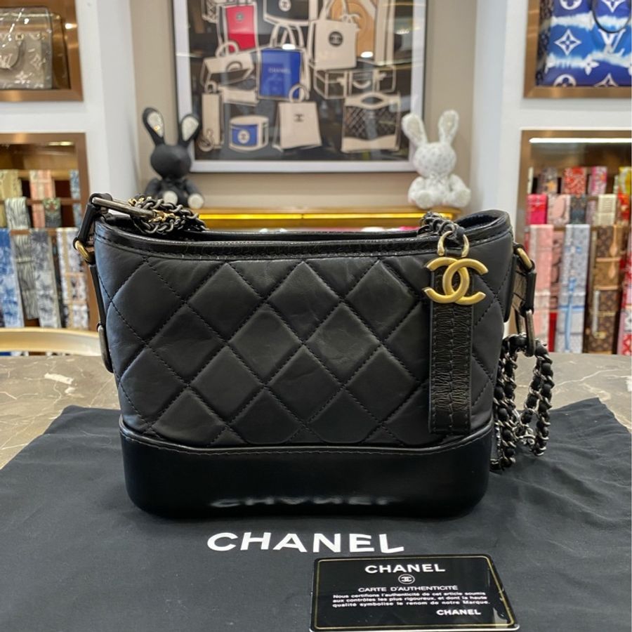 Chanel香奈兒黑金小號流浪包斜跨單肩包✨-10