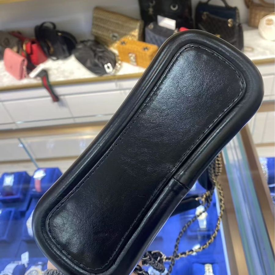 Chanel香奈兒黑金小號流浪包斜跨單肩包✨-20