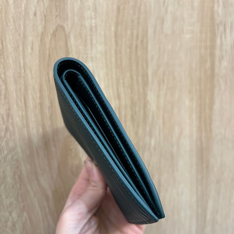 Montblanc 英倫綠4810系列對開8卡短夾-2