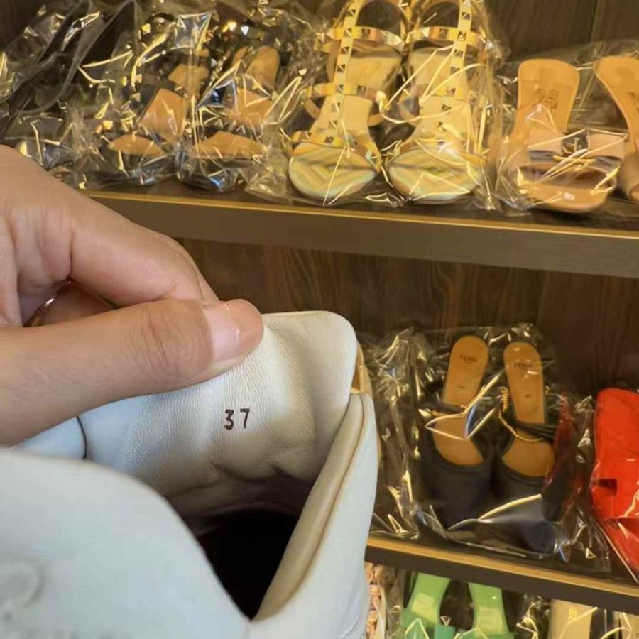 loropiana 休閒鞋 37號 Nuages Sneaker系列絨面山羊皮 舒適百搭 很新-4