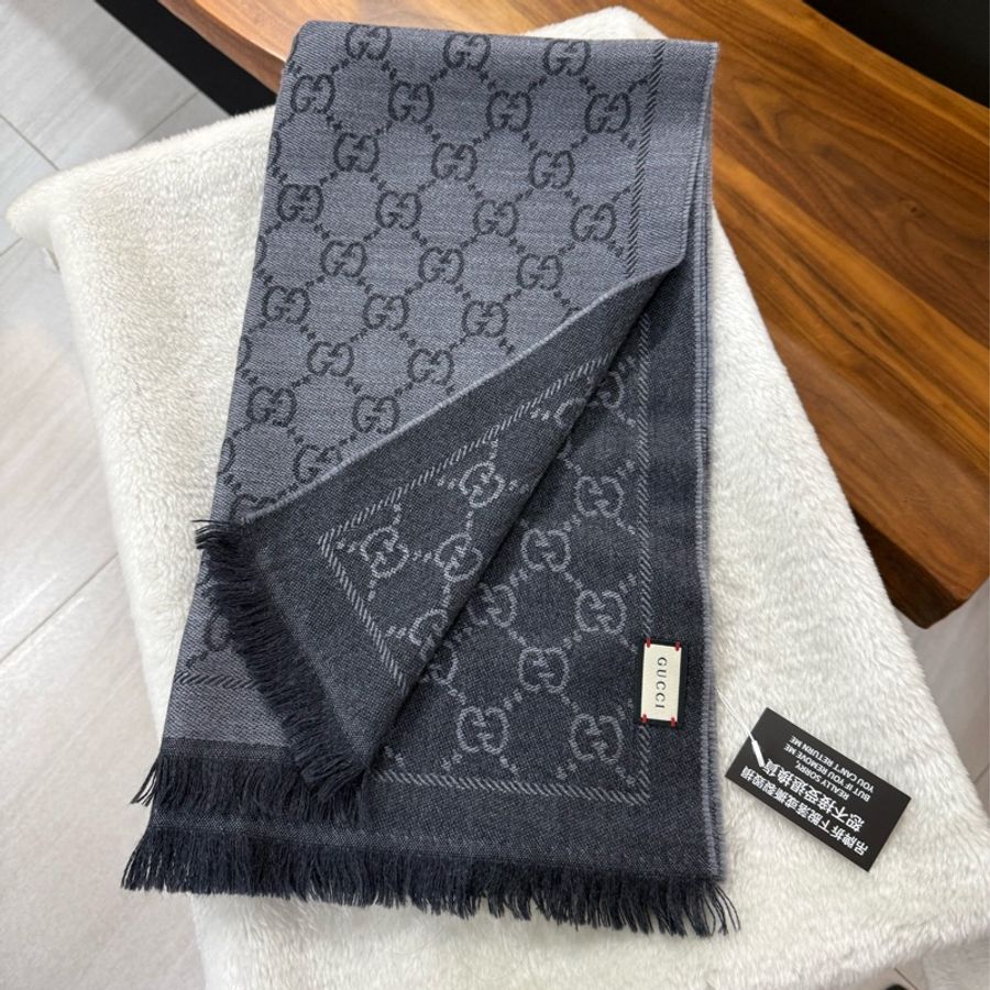 GUCCI GG Logo 標誌雙面可用羊毛圍巾(黑色/灰色)-1