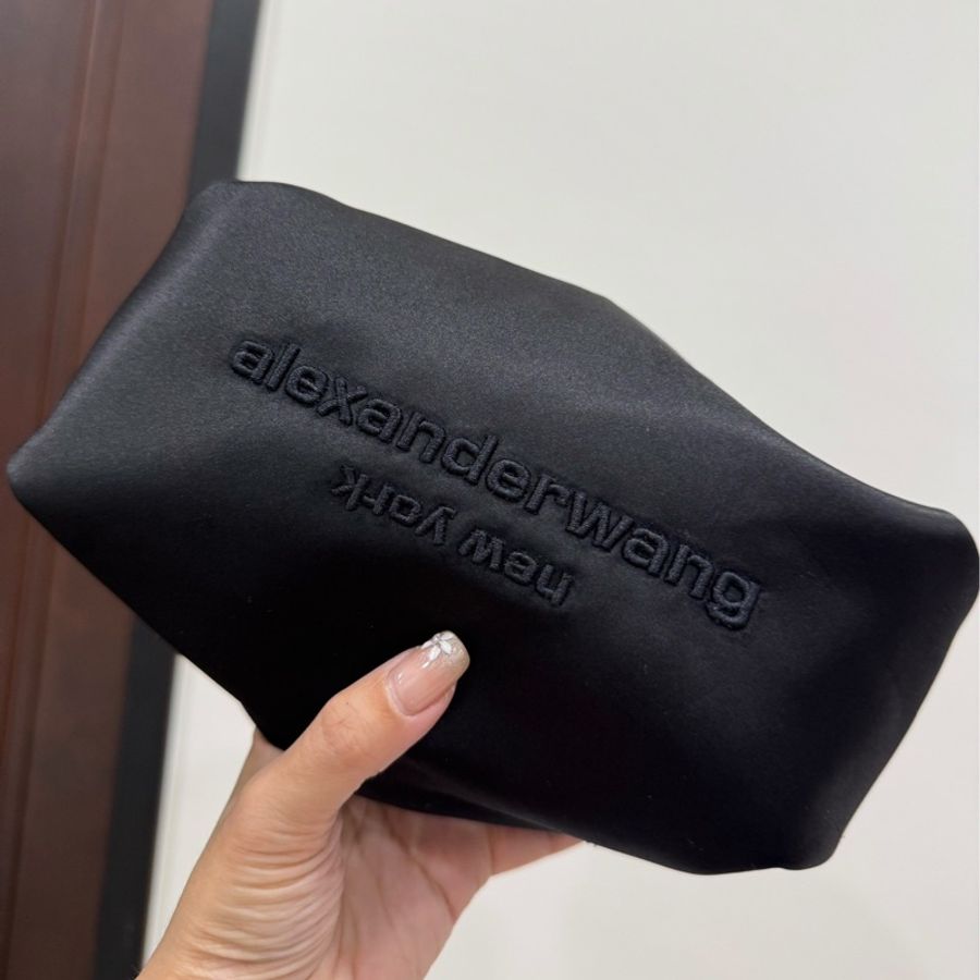 Alexander Wang 亞歷山大王 黑色 迷你 Scrunchie 缎面 手拿包 肩背包 手提包 雲朵包-10