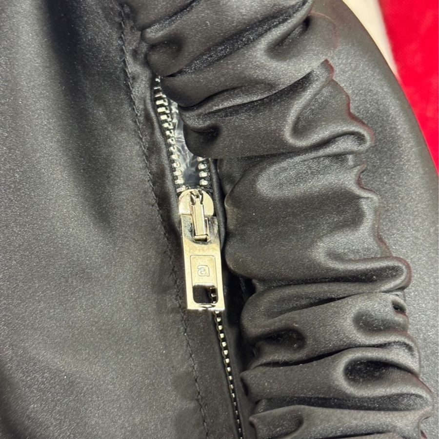 Alexander Wang 亞歷山大王 黑色 迷你 Scrunchie 缎面 手拿包 肩背包 手提包 雲朵包-14