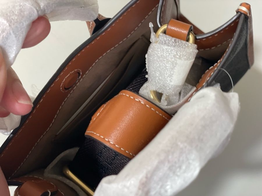 ✨特價Coach ACE 17 經典馬車款咖啡全新包裝未拆-16