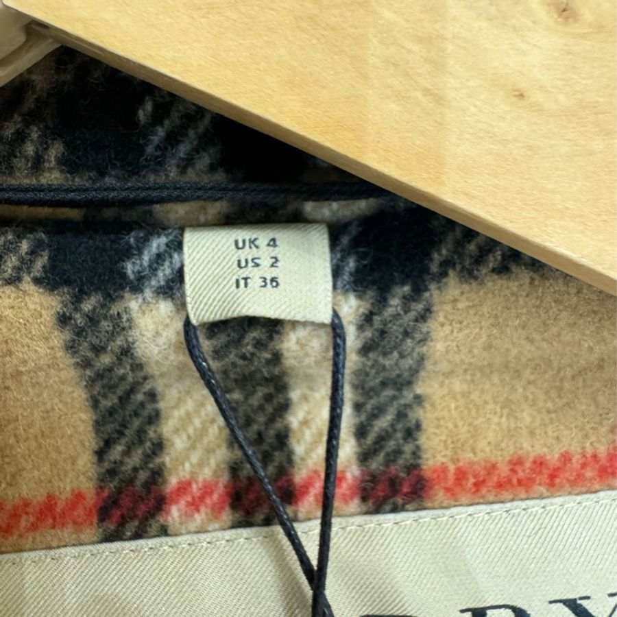 Burberry 吊牌還在 羊毛牛角釦大衣-12