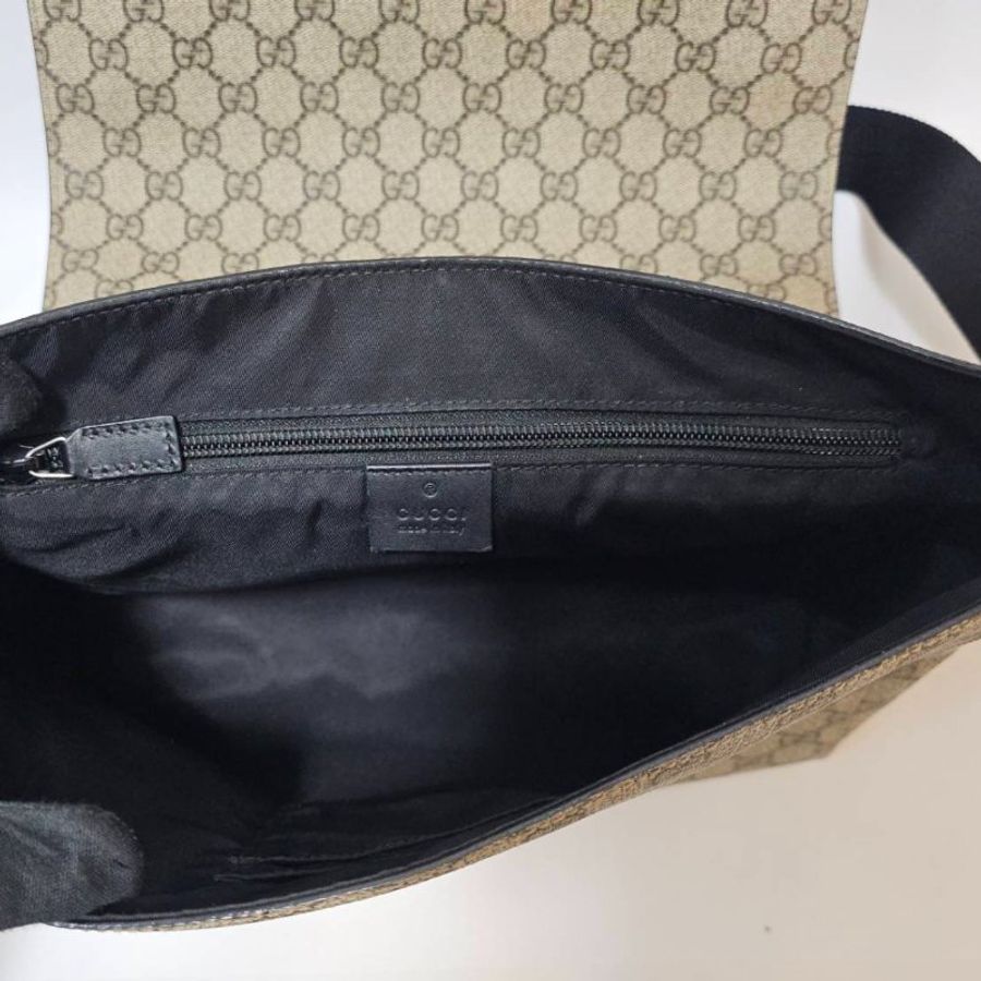 Gucci PVC銀釦綠紅綠下蓋黑背帶斜背郵差包-6
