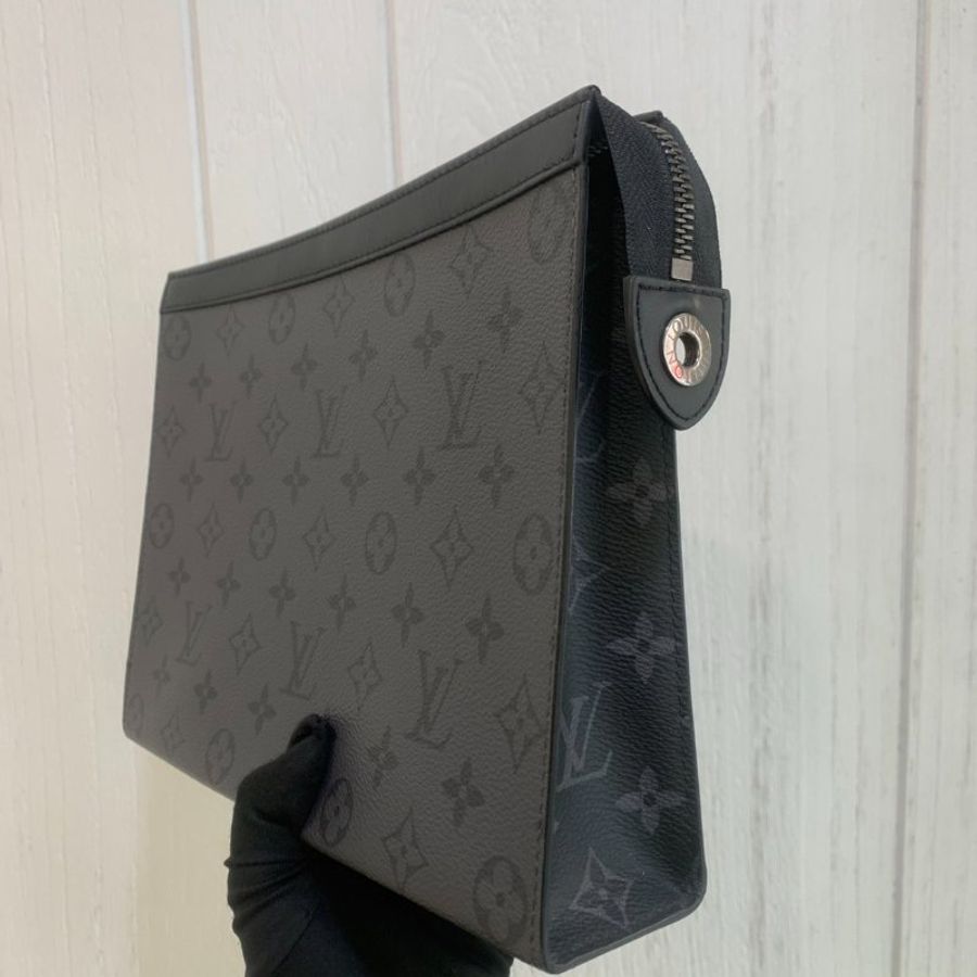 LV 淺灰原花PochetteVoyageMM銀釦一字拉6卡手拿包M69535-3